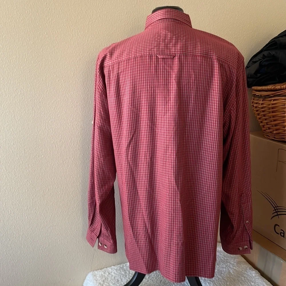 THE North Face Button Down Shirt Size Large